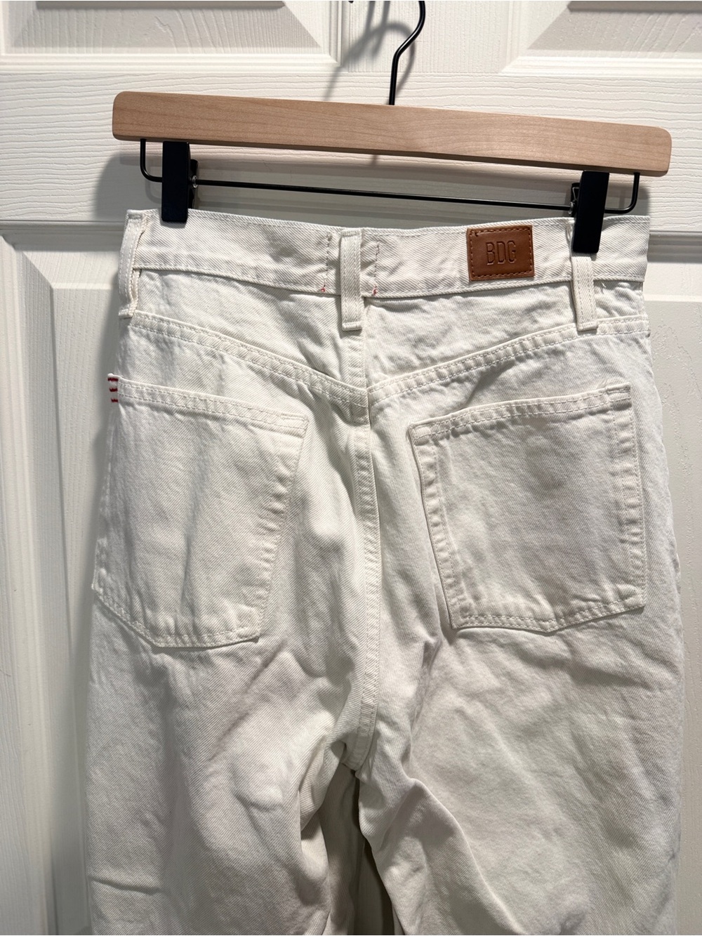 BDG Urban Outfitters High Waisted Baggy Jeans Ivory White 28 - Picture 8 of 11